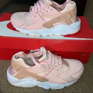 Huarache pink sneakers